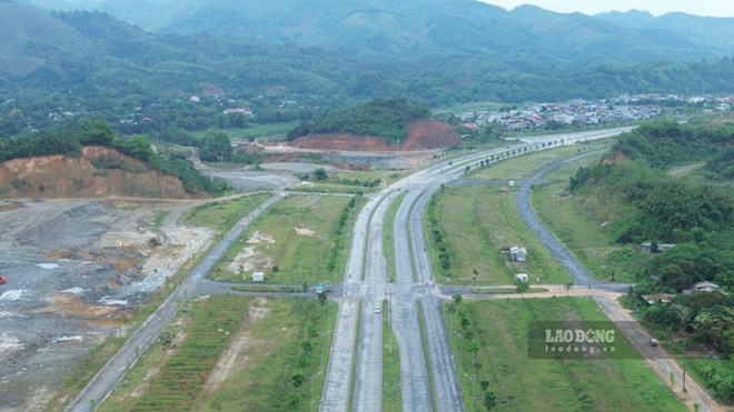 Những hạng mục cuối trên dự án đường gần 500 tỉ đồng ở Lào Cai