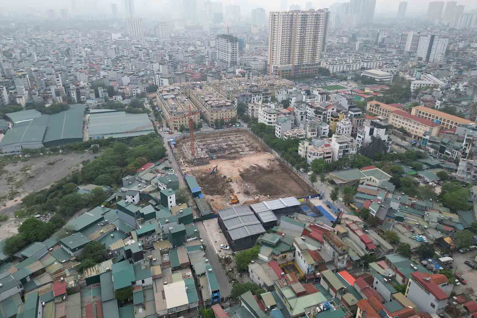 Nha o xa hoi Ha Dinh duoc xay dung thuoc khu vuc co toc do do thi hoa cao, thuoc quy hoach phat trien cua thanh pho ve phia Nam. Anh: Huu Chanh