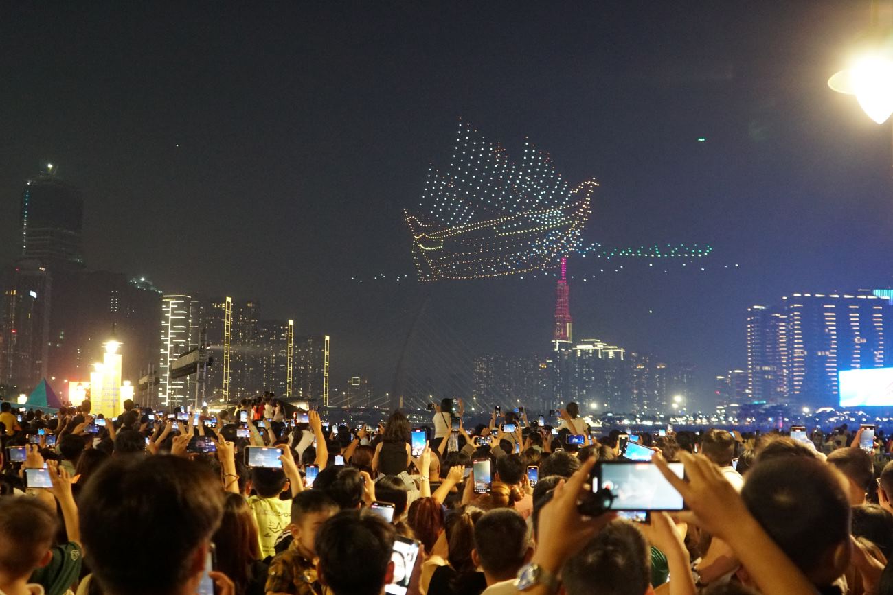Un programa de demostracion de drones en el pasado en la ciudad de HCMC. Foto: Su hermano
