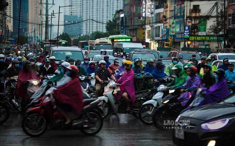 El tiempo hoy es de 29 a 4... y el clima del sur se preve de lluvia en la tarde