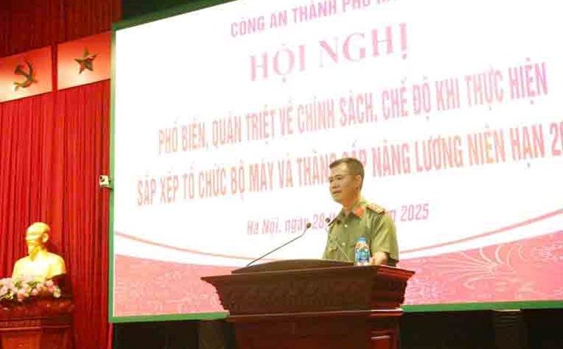 Nhiều lãnh đạo, chỉ huy công an ở Thanh Hóa, Hậu Giang nghỉ hưu trước tuổi