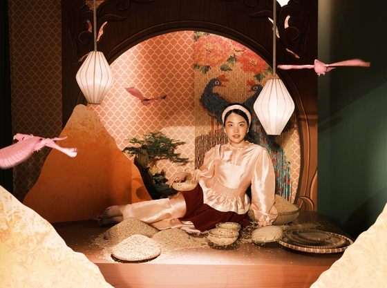 La nghe si tre, nhung Phuong My Chi kien tri theo duoi dong nhac co yeu to truyen thong. Anh: Nhan vat cung cap