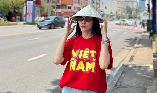 Tăng Thanh Hà xuất hiện với trang phục giản dị nhưng vẫn ghi điểm. Ảnh: Nhân vật cung cấp
