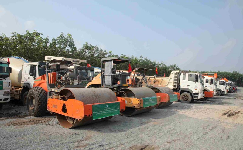 Binh Phuoc broke ground on the construction of 124 km of highway. Photo: Tran The