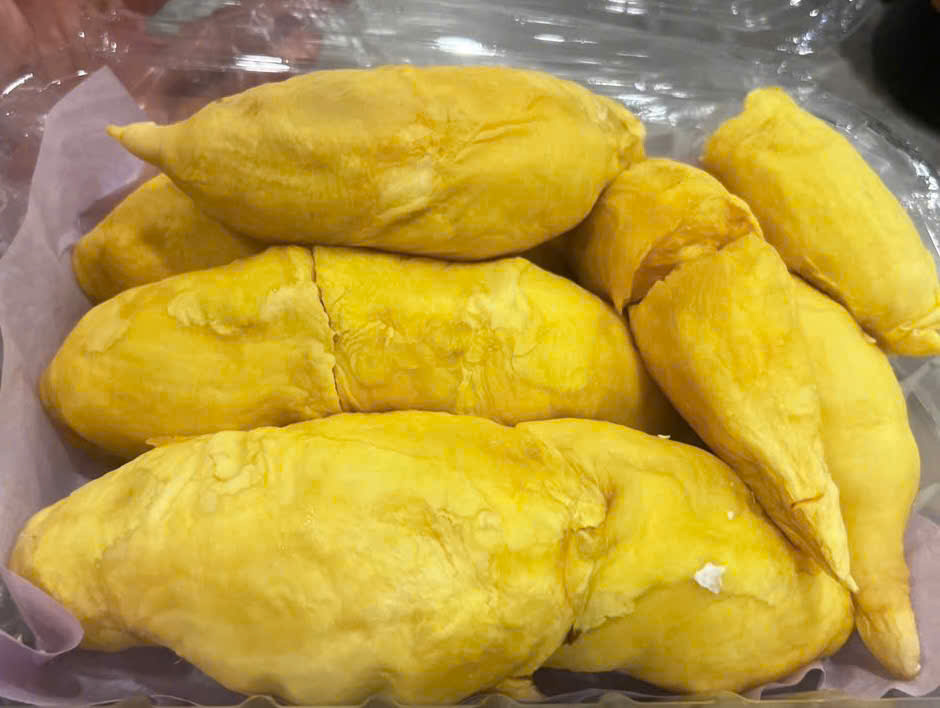 Durian is a soft, oily, and highly enzyme-rich food that should not be stored in the refrigerator for long periods. Photo: Quang Minh.