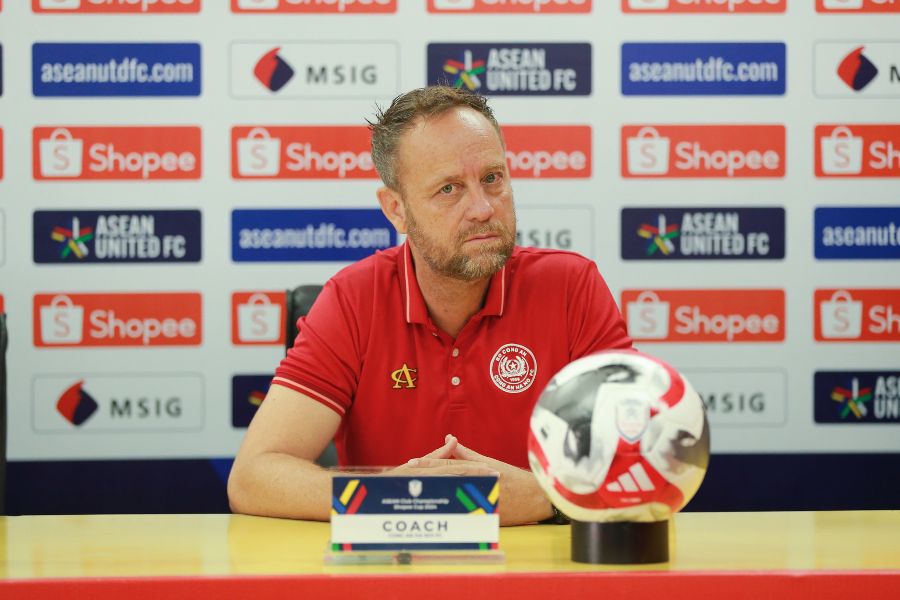 Coach Mano Polking is confident in helping Hanoi Police enter the final of the Southeast Asian Cup C1. Photo: CAHN FC