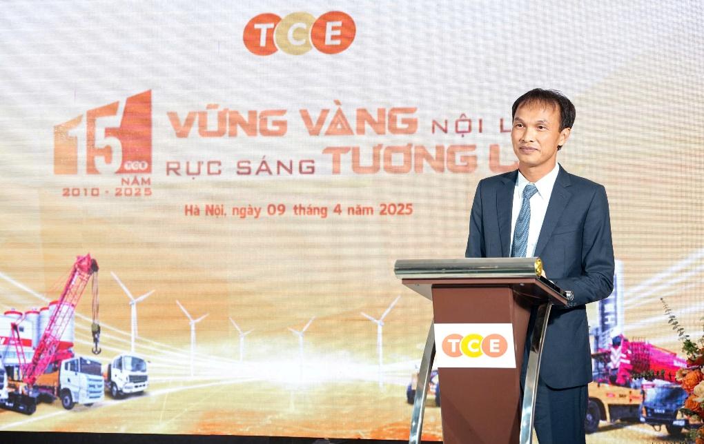 Ong Le Manh Hung - TGD Cong ty co phan Thiet bi va Dich vu TCE. Anh: Thanh Ha