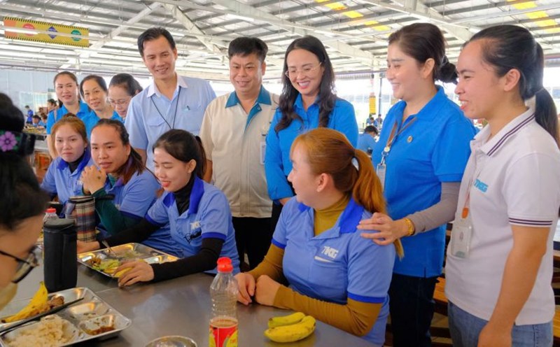 Activities to care for Can Tho's union members and workers are increasingly diverse and practical. Photo: My Ly