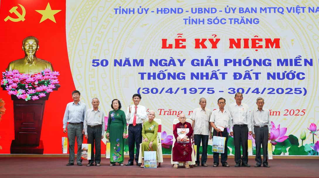 Cong tac den on dap nghia duoc tinh Soc Trang quan tam thuc hien. Anh: Phuong Anh