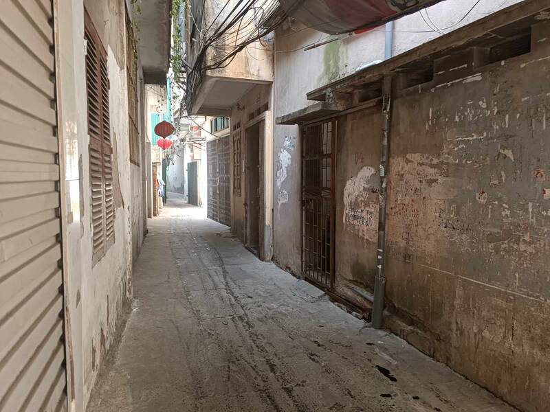 El segmento de casas en las calles de Hanoi tiene una pequeña superficie y es buscado por muchos residentes. Imagen de la pagina web de la Universidad de Huangjiang
