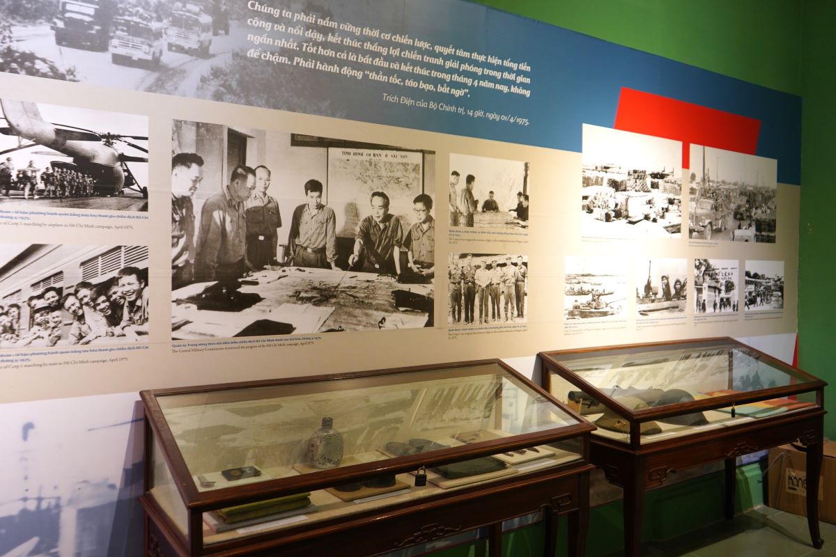 Mot goc tai trung bay chuyen de Dai thang mua Xuan 1975. Ảnh: Mai Dung