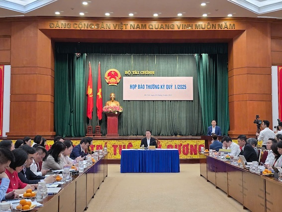 In the afternoon of 3.4, at the regular press conference in the first quarter of the first quarter, the representative of the Ministry of Finance had assessments after the US government announced a new tariff policy on the morning of the same day. Photo: Minh Anh.