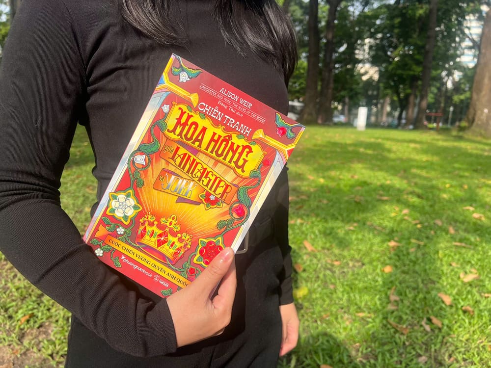 "La guerra de las rosas entre Lancaster y York" publicado por Southern Book y Associated World Publishers. Imagen de la NXB