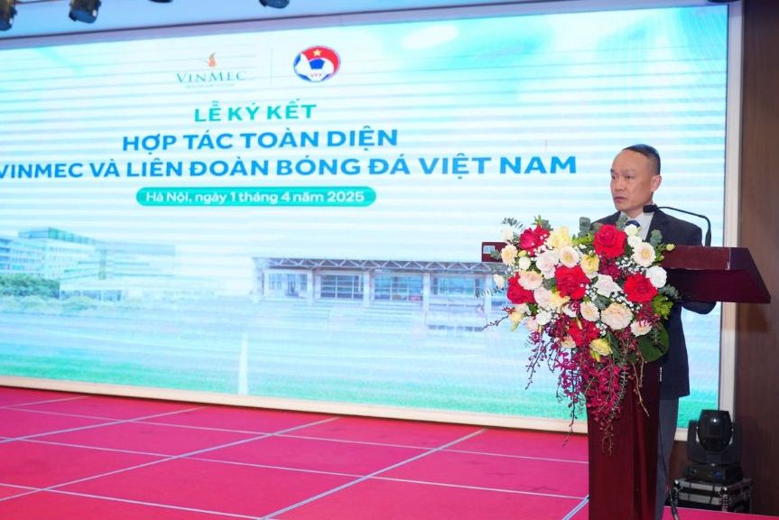Ong Nguyen Van Phu, Tong Thu ky Lien doan bong da Viet Nam danh gia cao chat luong dieu tri chuyen nghiep ma Vinmec trong qua trinh nang cao thanh tich thi dau cua cac doi tuyen.