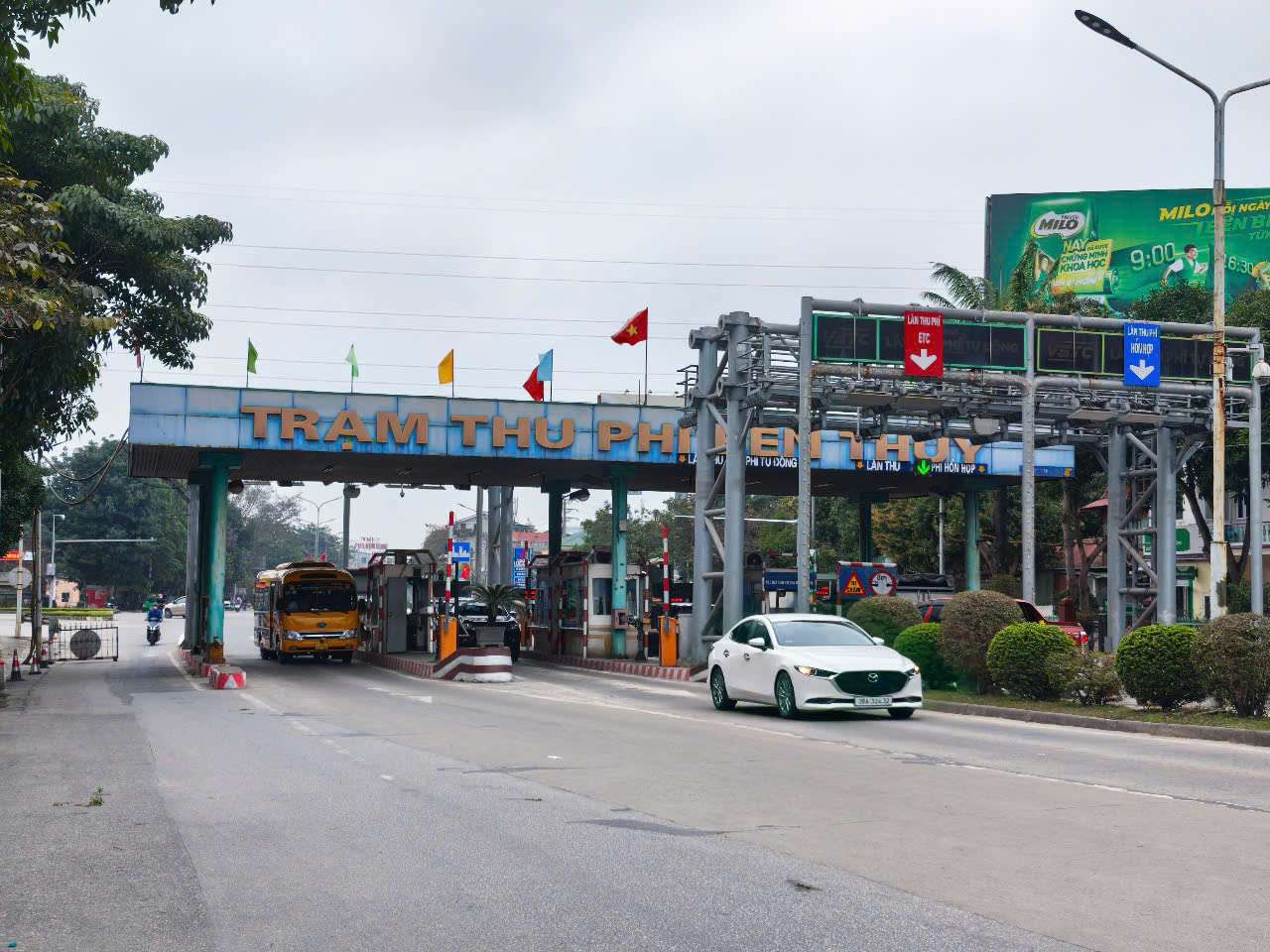Ben Thuy 1 toll station. Photo: Quang Dai