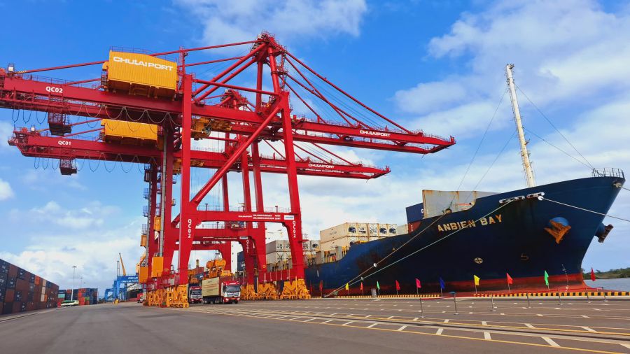 The National Assembly has passed a Resolution on the GDP growth target of 8% or more in 2025, creating momentum for double-digit growth in the next period. Photo: Nguyen Hoang