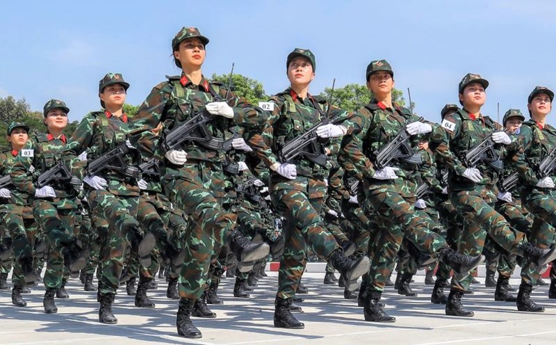 It is expected that more than 13,000 people will participate in the parade and march at the 50th anniversary of the Liberation of the South and National Reunification Day. Photo: Anh Tu