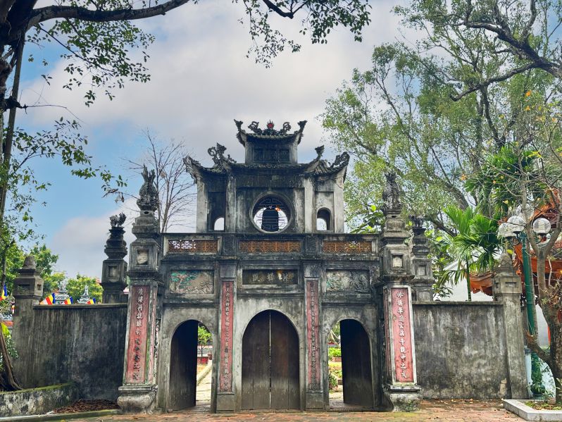 Tam Quan Lam Duong Pagoda. Photo: Le Phuc