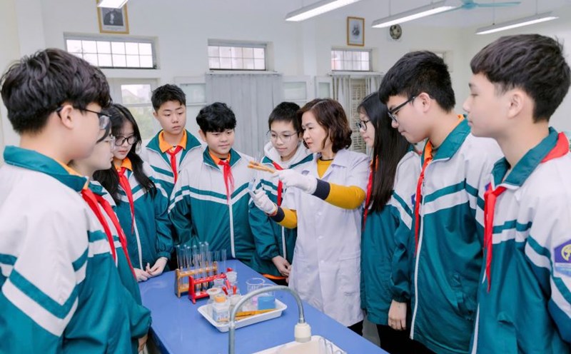 The Special Prize in the Professional category went to author: Nguyen Thi Dung - Saigon Secondary School Union. Photo: Organizing Committee