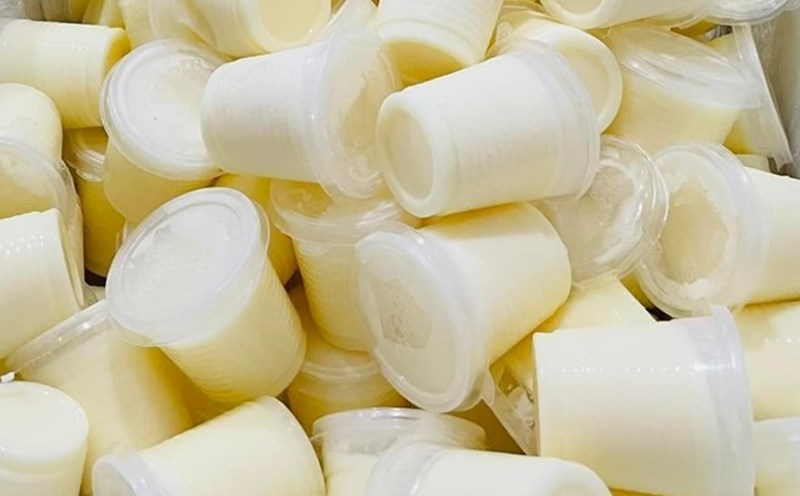 Eating curd after lunch every day has many health benefits. Photo: Kieu Vu