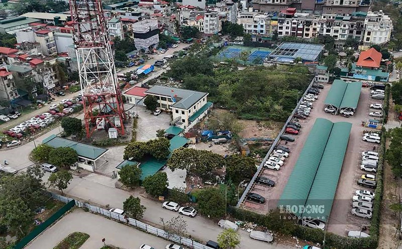 Hanoi arranges and rotates cadres who have not effectively implemented land management. Illustrative photo: Huu Vu