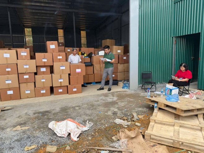 More than 900 trademarks of violating functional foods were destroyed by authorities. Photo: Provided by the Police Agency