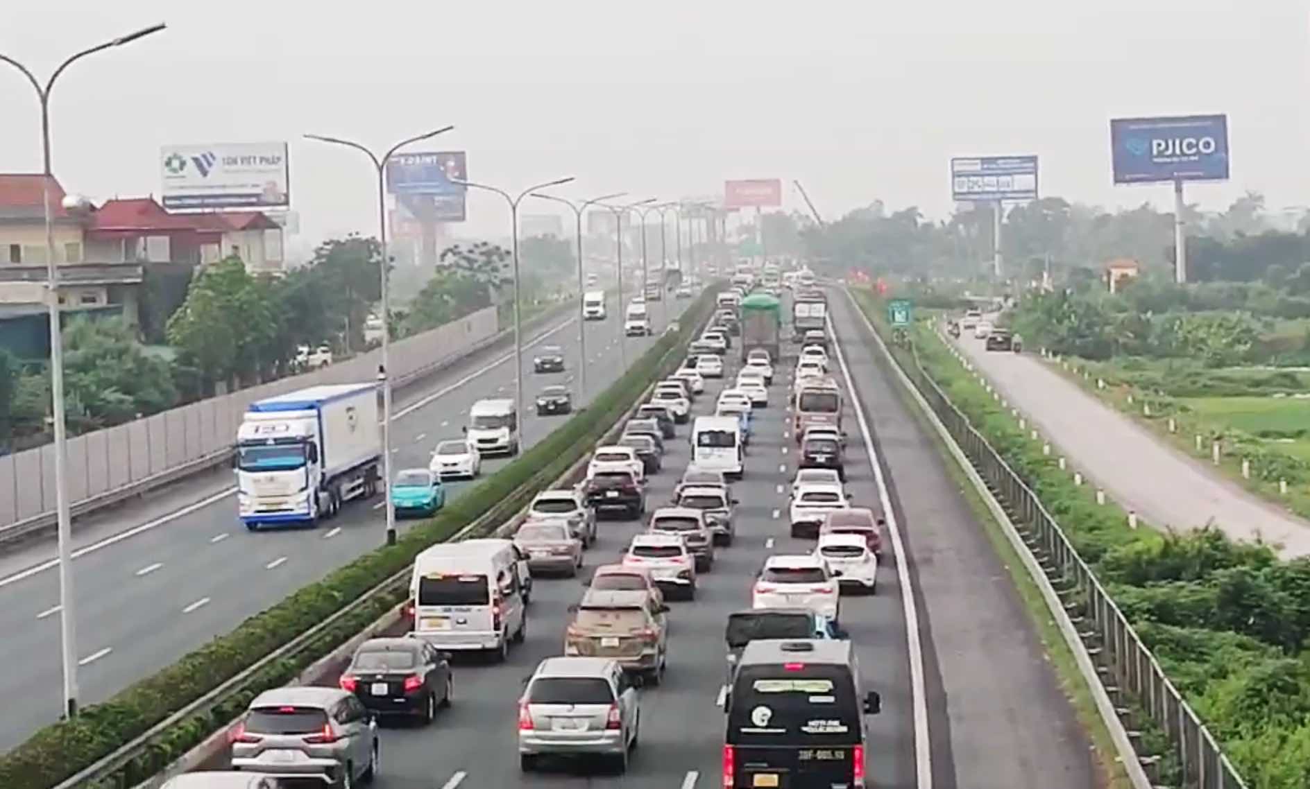 Huong cao toc Phap Van - Cau Gie cung ghi nhan tinh trang un u.