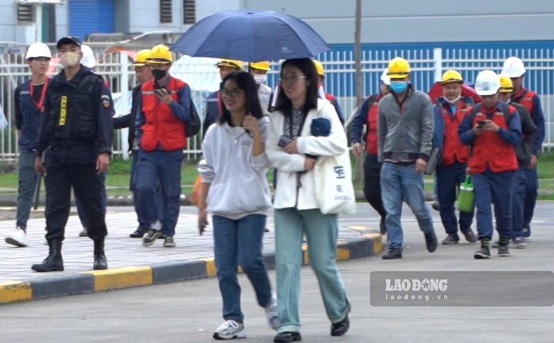 Workers working in industrial parks in Bac Giang. Photo: Van Truong