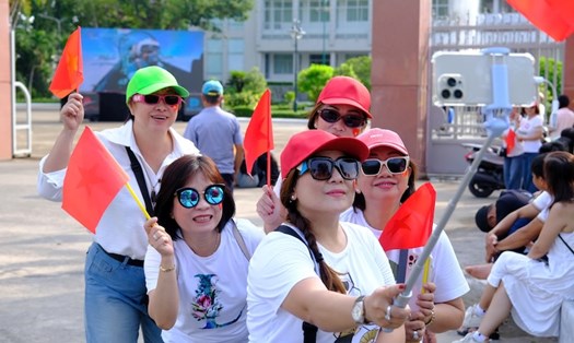 Người dân Cần Thơ nô nức đón lễ 30.4