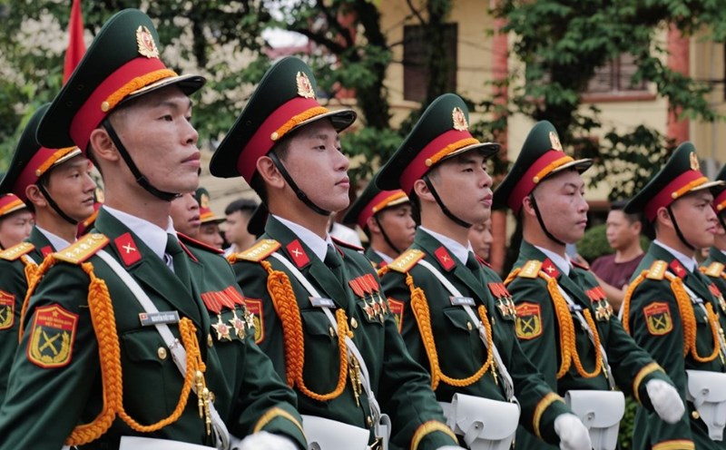 Criteria for considering early promotion of general rank for military officers in 2025