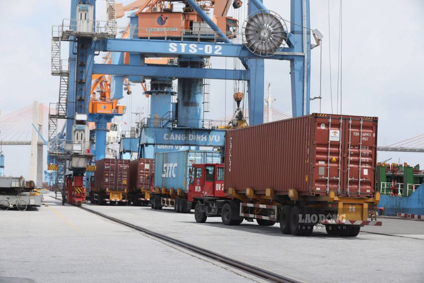 Dinh Vu Port, Hai Phong. Photo: Hai Nguyen