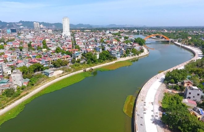 The arrangement of administrative units at all levels and reduction of the number of commune-level units contribute to improving the effectiveness and efficiency of local government operations. In the photo is a corner of Phu Ly City, Ha Nam Province. Illustrative photo: Hanam.gov.vn
