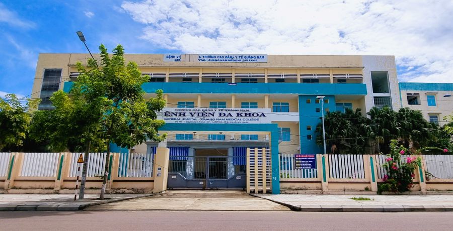 Quang Nam General Hospital has been closed since January 2023, currently owing employees 830 million VND in wages. Photo: Hoang Bin