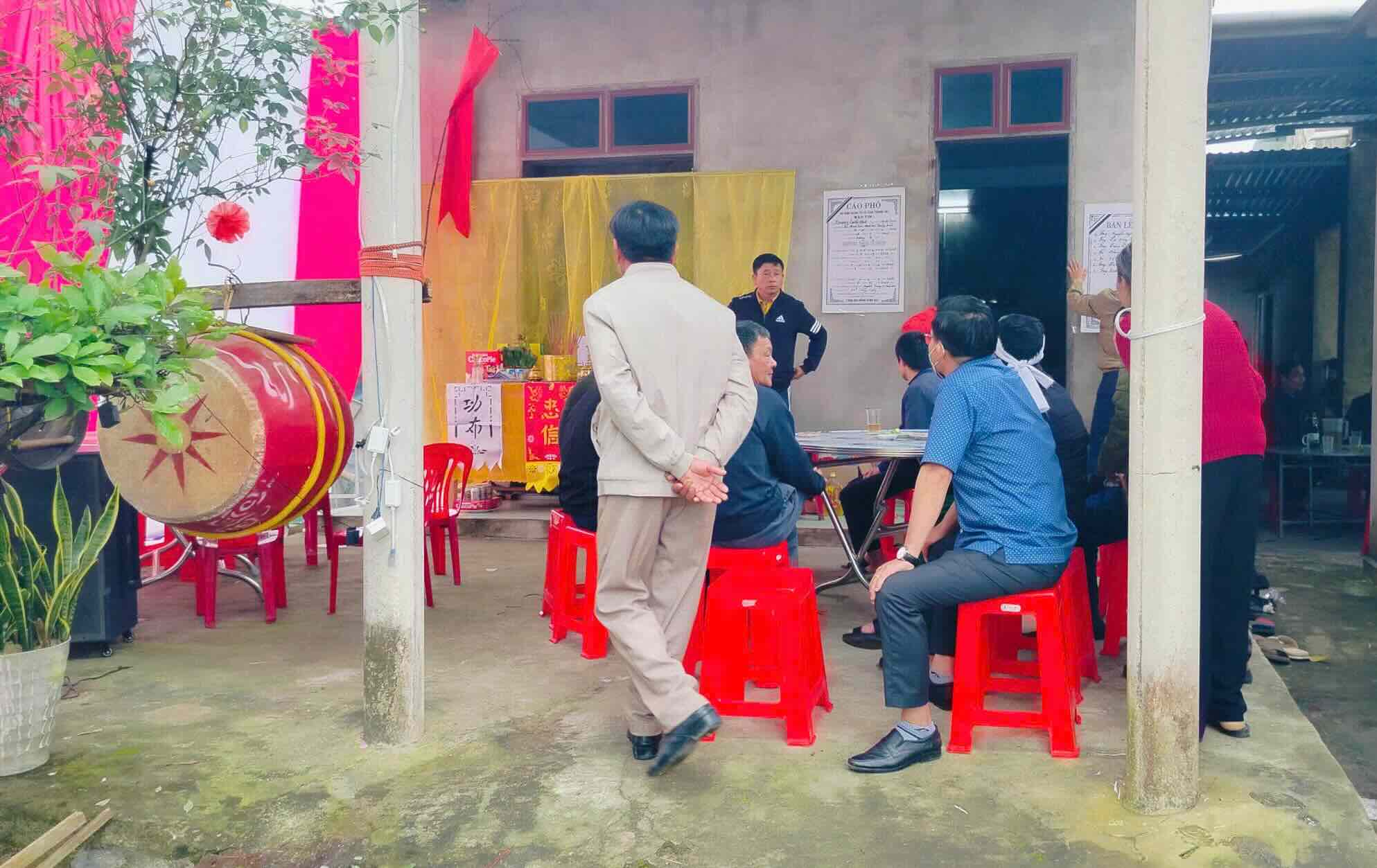 T.A's body has been brought home for funeral arrangements. Photo: Pham Thi Van