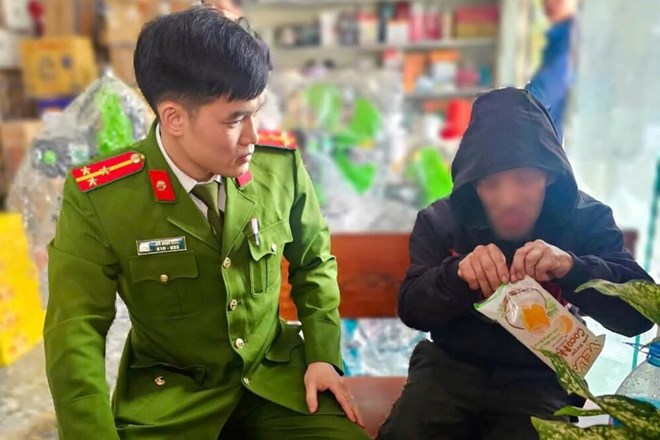 Công an Phú Thọ giúp người đàn ông câm điếc tìm lại người thân