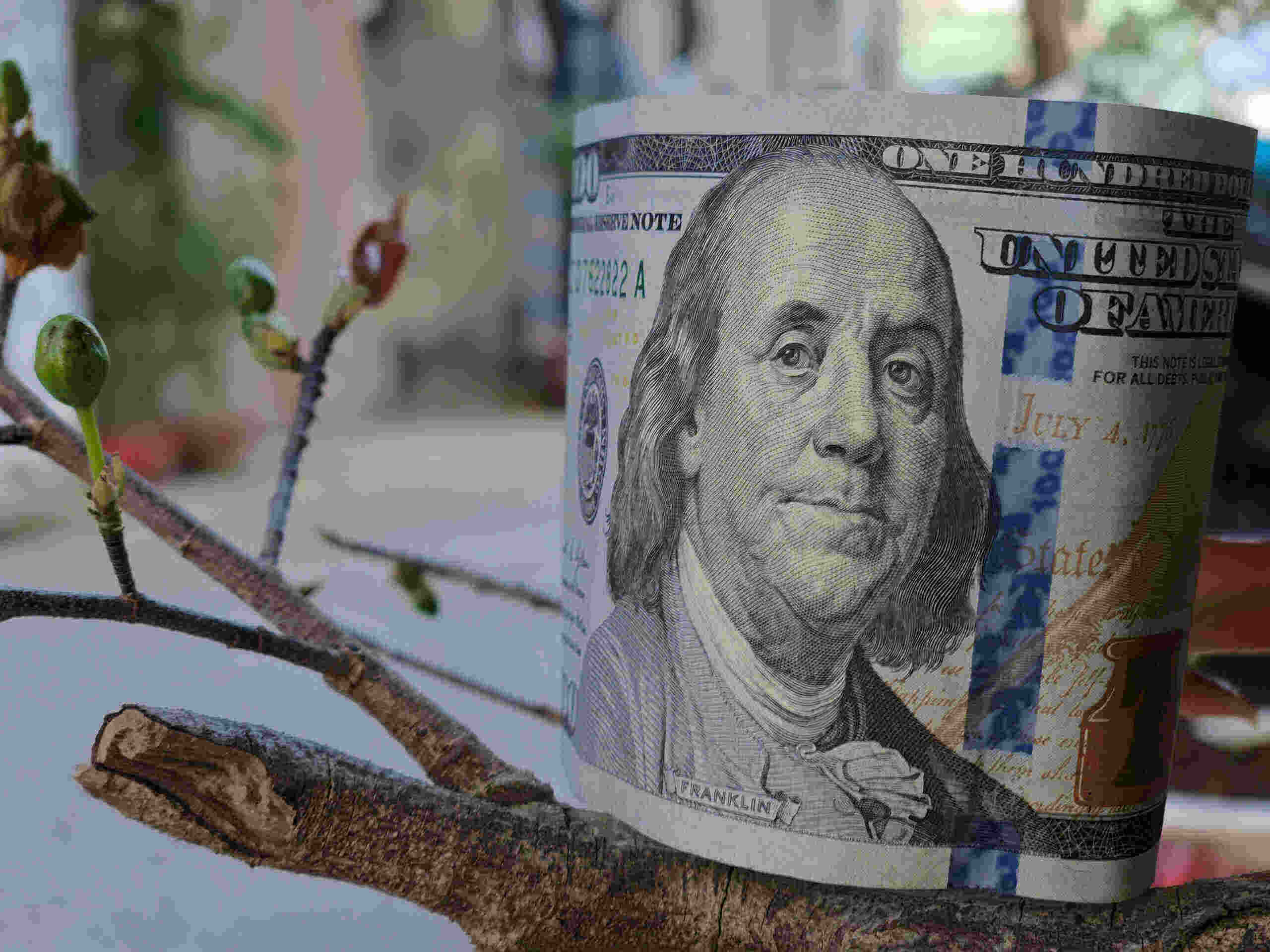 The USD exchange rate today skyrocketed to more than 26,000 VND. Photo: Minh Anh.