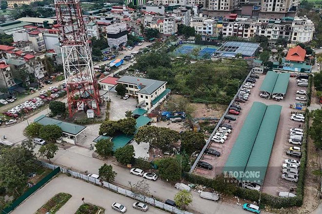 Hanoi arranges and rotates cadres who have not effectively implemented land management. Illustrative photo: Huu Vu