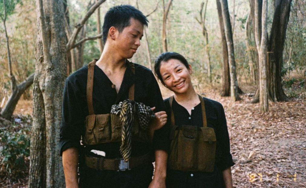 Bach Ngoc Anh Thu has a small role in the film "Tunnel: Sun in the dark". Photo: TikTok BNAT