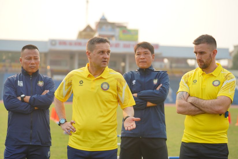 New coach Tomislav Steinbruckner of Thanh Hoa Club. Photo: Thanh Hoa Club