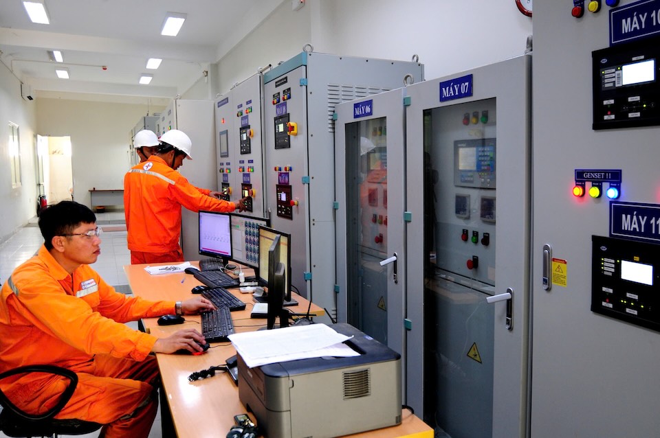 Dien luc cac tinh phia Nam ung truc 24/24 gio dam bao cung cap dien dip Gio To Hung Vuong va ky nghi Le 30.4 - 1.5. Anh: EVNSPC