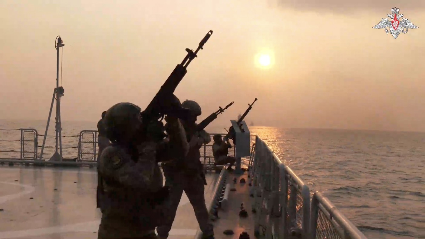 Russian soldiers during a joint exercise with the Indian Navy. Photo: Cut from video of the Russian Ministry of Defense