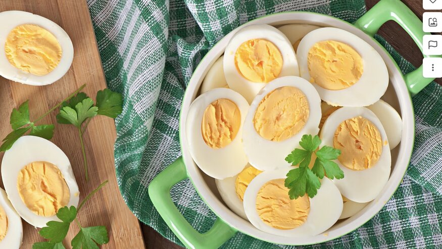 Simple dishes with eggs. Photo: Thuy Duong