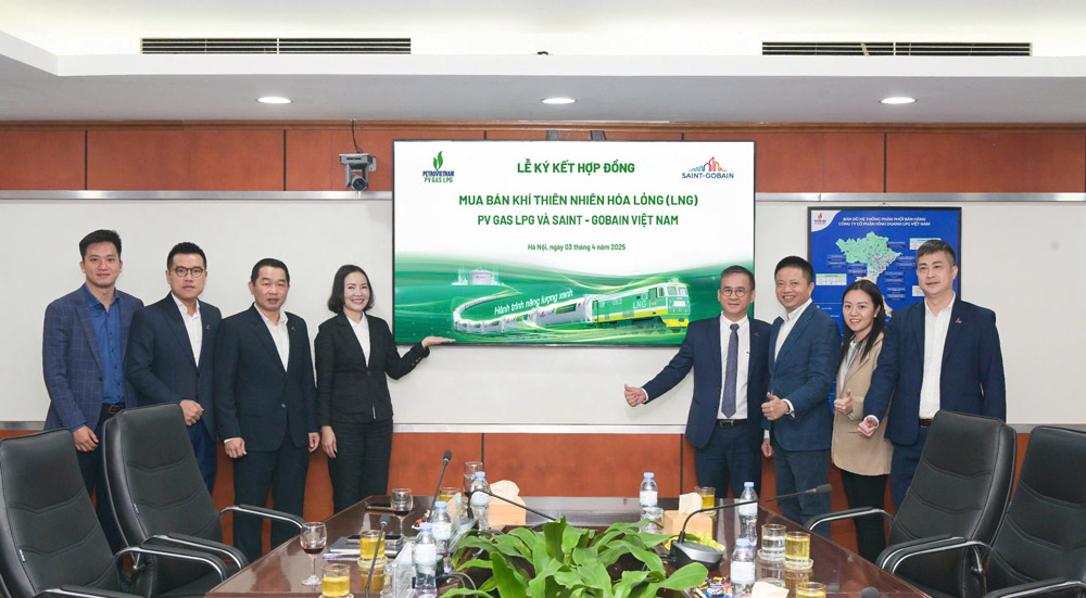 Saint-Gobain and PV GAS LPG signed an LNG purchase contract. Photo provided by the enterprise