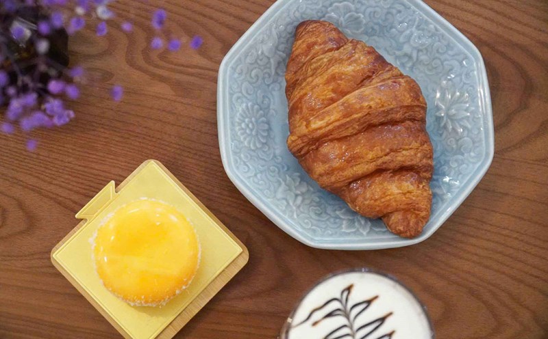 Some foods contain sweeteners that can cause migraines. Photo: Ha May