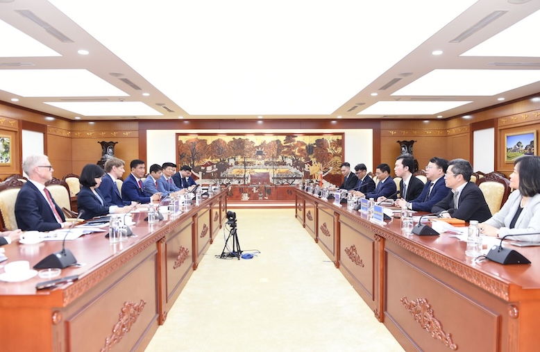 At the meeting, the Ministry of Finance emphasized that Vietnam wishes to cooperate with investors with financial capacity and experience in the seaport sector. Photo: Ministry of Finance