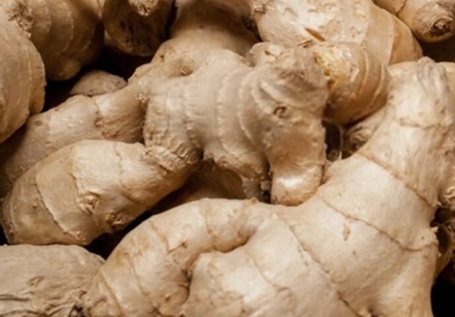 Ginger tea is a herbal drink that helps relieve menstrual cramps. Photo: Hai Anh