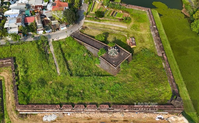 The gate of the festival and the gate of the capital located in the southwest of the ancient capital of Hue have been forgotten for a long time.