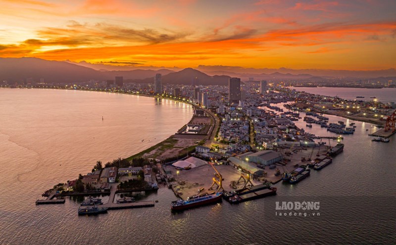 Panorama of Quy Nhon City (Binh Dinh). Photo: Dung Nhan