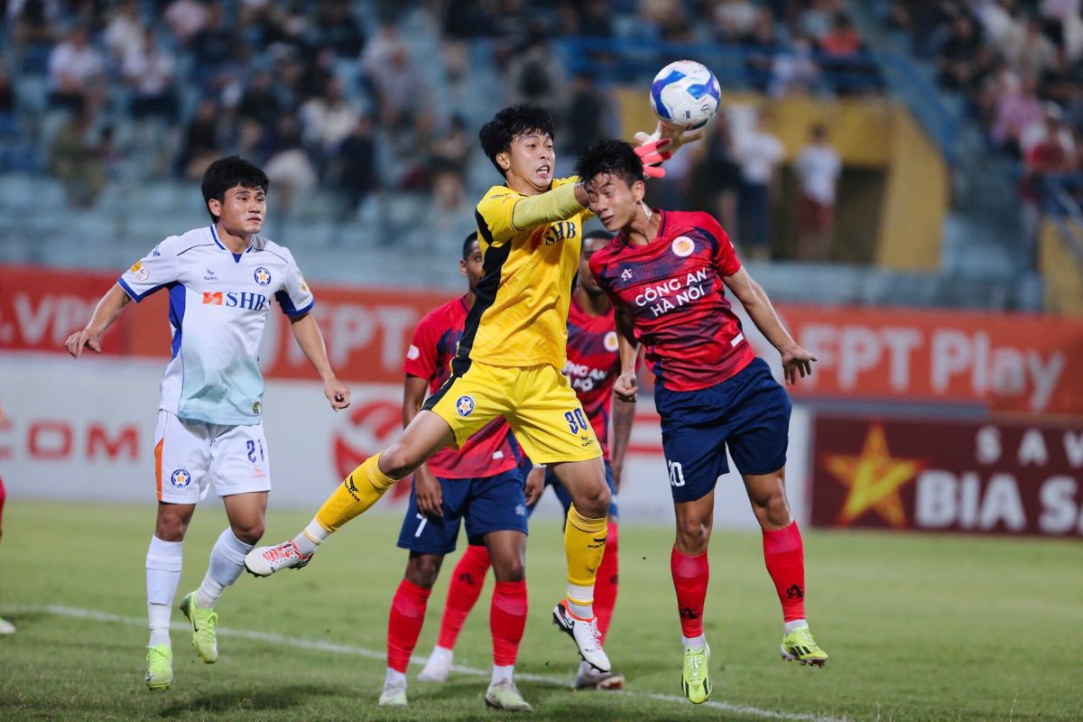 Hanoi Police are expected to have many opportunities to win against Da Nang. Photo: VPF