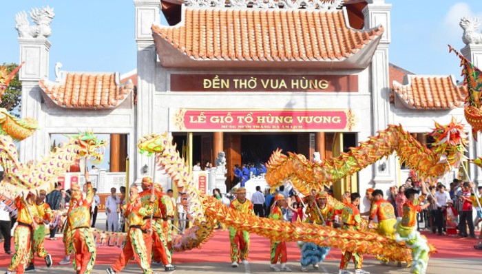 Ca Mau province solemnly organizes the Hung Vuong Commemoration Ceremony. Photo: Nhat Ho